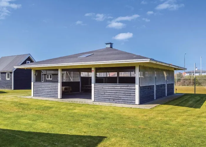 Holiday home 4 Star In *